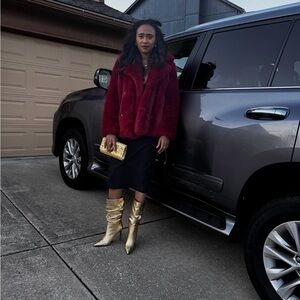 Luxury Fur Coat  by Michael